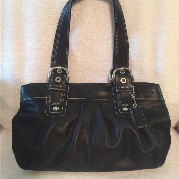 Coach Handbags - Authentic Vintage Coach Tote